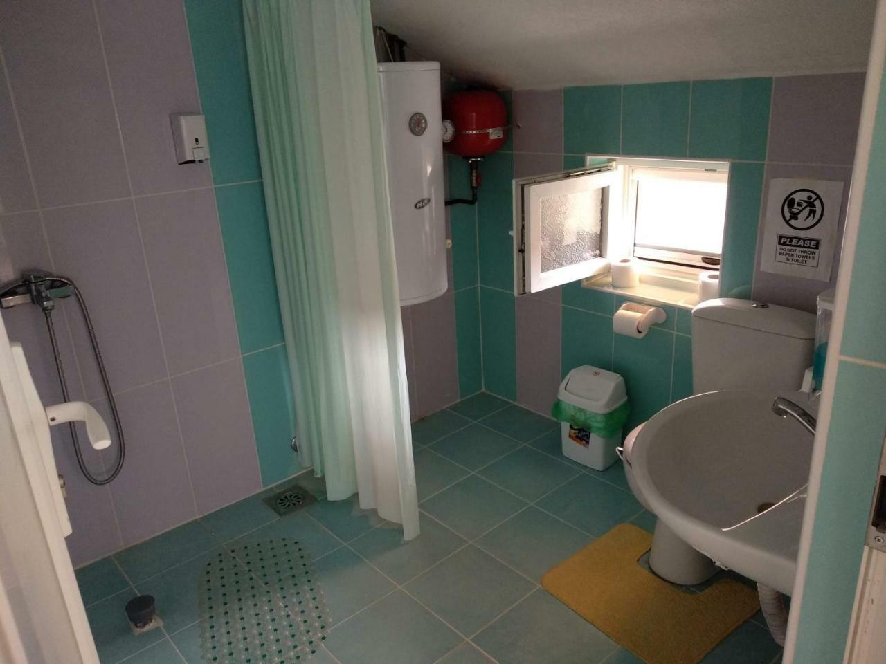 Family House Near Motorway 6 Guests 3 Bedrooms Veles Exterior photo