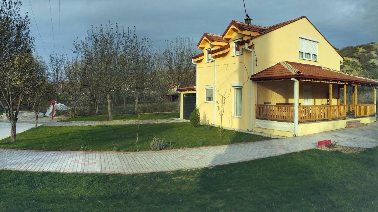 Family House Near Motorway 6 Guests 3 Bedrooms Veles Exterior photo